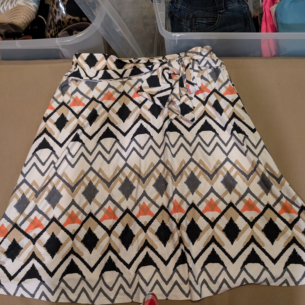 Geometric Patterned Skirt - image 1